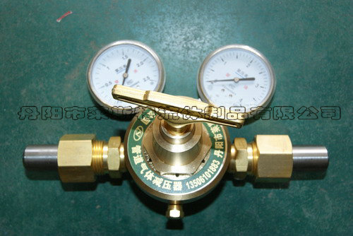 300����������-����p����-